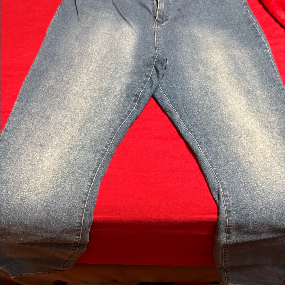 Women’s Light Blue Jeans